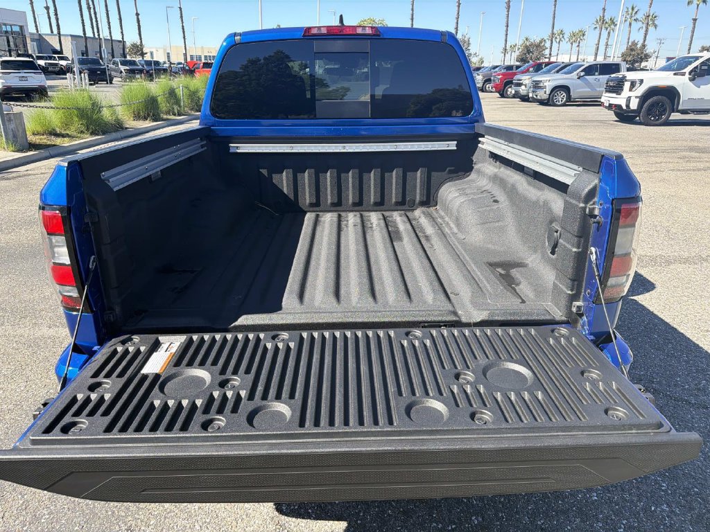 Used 2025 Nissan Frontier PRO-4X w/ Pro Convenience Package AWD/4WD image 23
