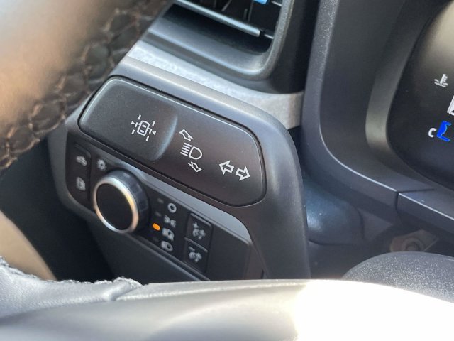 Certified 2026 Ford Maverick XLT w/ XLT Luxury Package FWD image 26