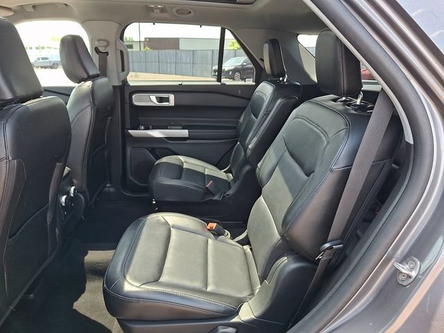Certified 2021 Ford Explorer Limited w/ Equipment Group 301A AWD/4WD image 11