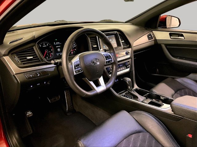 Used 2018 Hyundai Sonata Sport FWD image 12