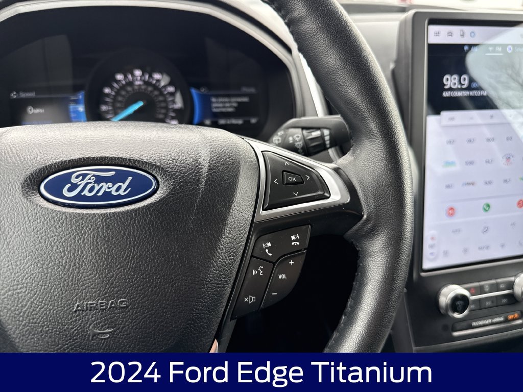 Certified 2024 Ford Edge Titanium AWD/4WD image 21