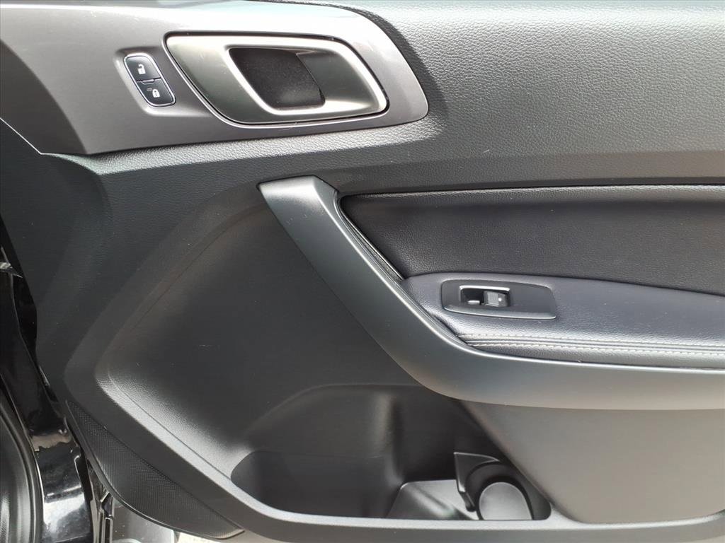 Certified 2021 Ford Ranger Lariat w/ FX4 Off-Road Package image 5