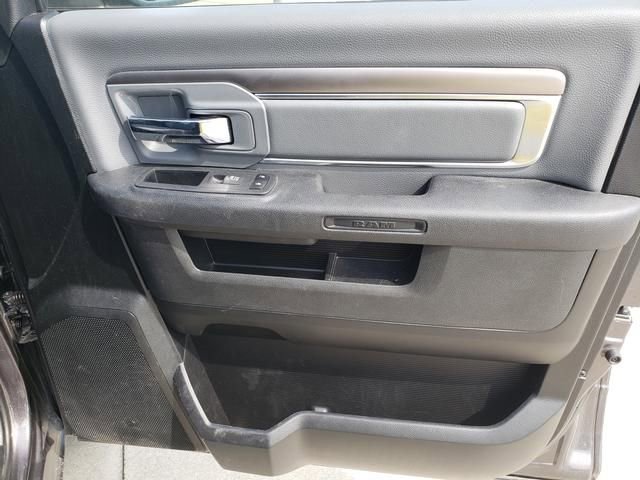 Used 2024 RAM 1500 Classic SLT AWD/4WD image 20