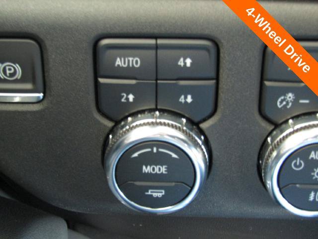 Used 2023 GMC Sierra 1500 Elevation w/ Elevation Premium Package AWD/4WD image 9