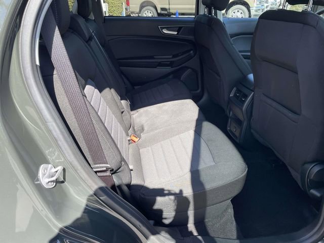 Certified 2022 Ford Edge SE w/ Black Appearance Package image 25