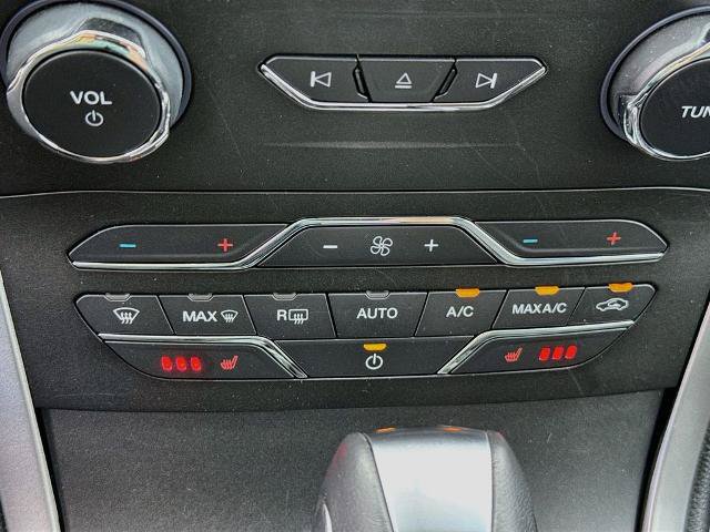 Certified 2018 Ford Edge SEL w/ Equipment Group 201A AWD/4WD image 14