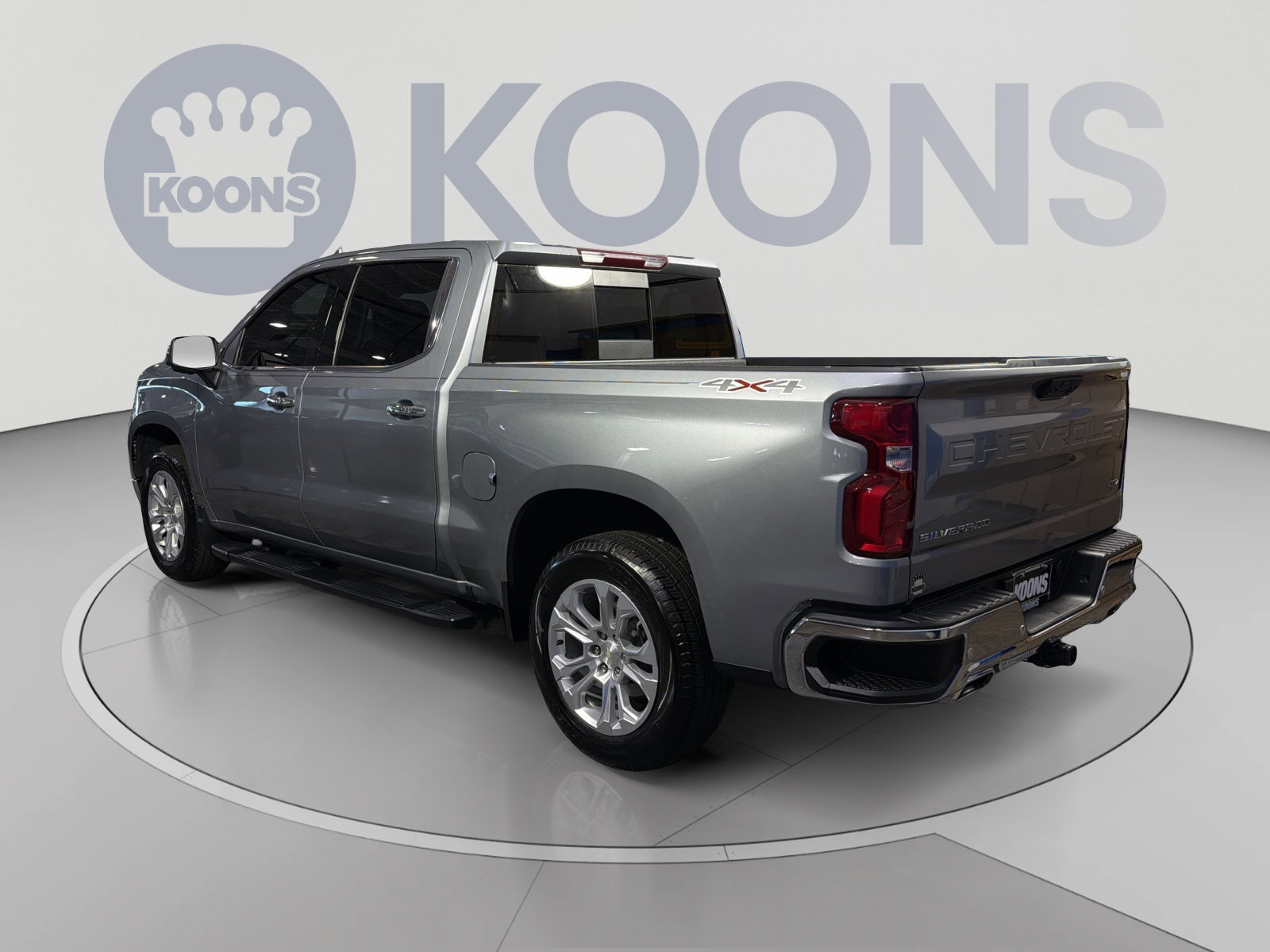 Used 2024 Chevrolet Silverado 1500 LTZ w/ LTZ Convenience Package II AWD/4WD image 4