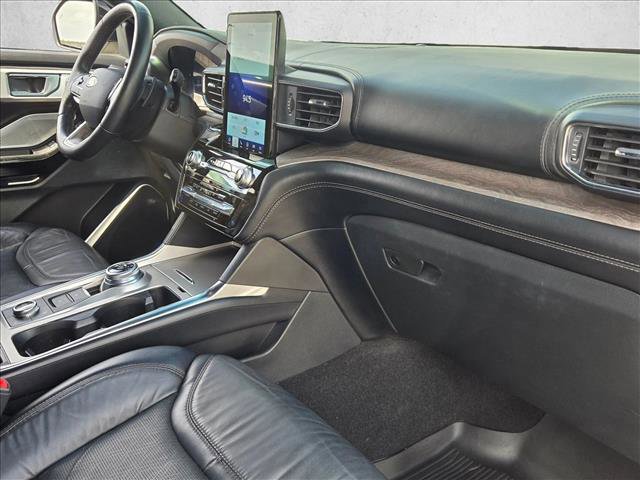 Certified 2021 Ford Explorer Platinum w/ Equipment Group 601A image 23