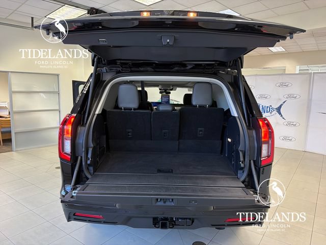 Certified 2025 Ford Expedition Active RWD image 12