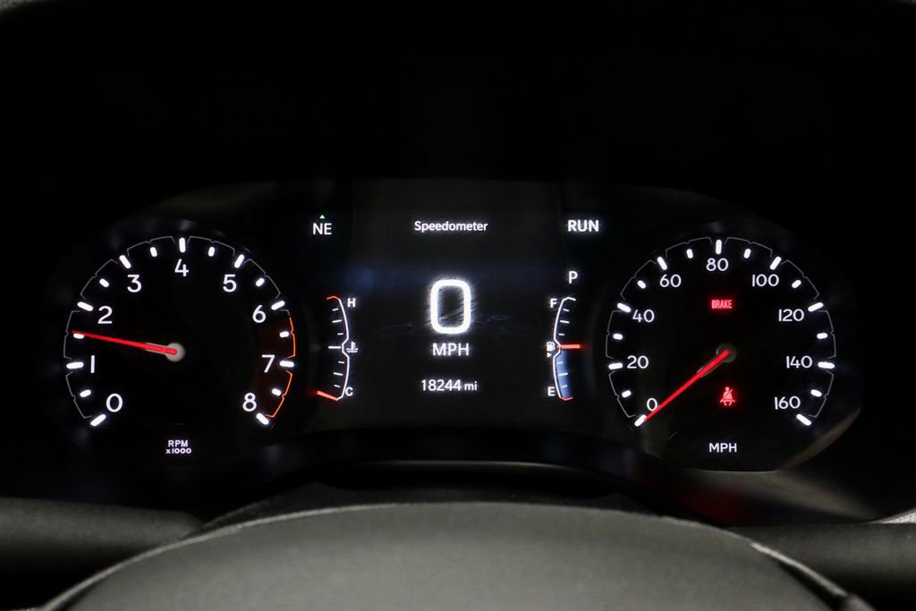 Used 2025 Jeep Compass Latitude image 27