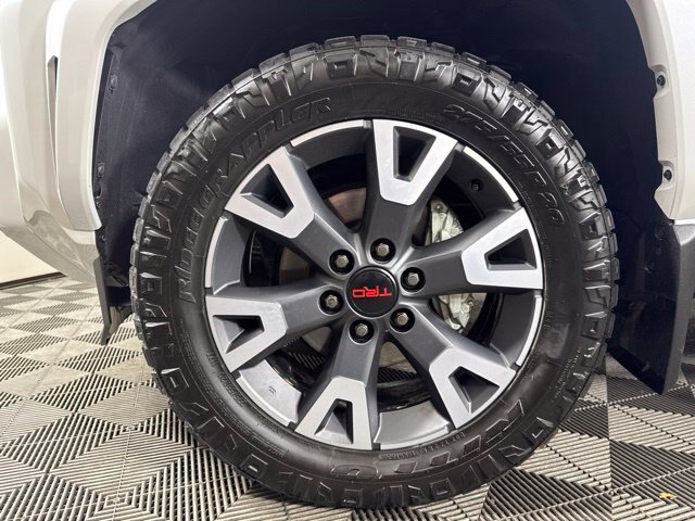 Used 2025 Toyota 4Runner TRD Sport Premium AWD/4WD image 9