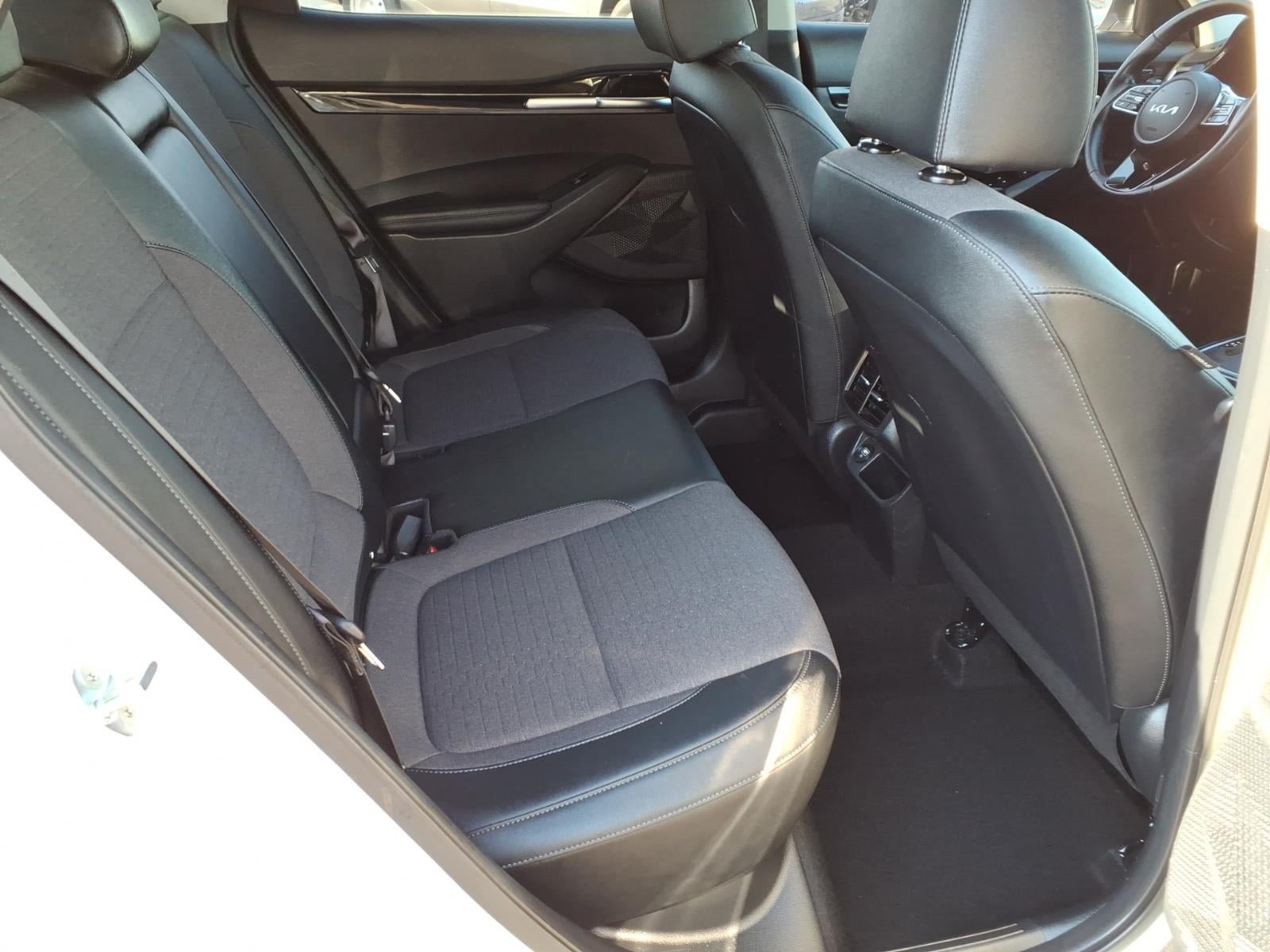 Used 2022 Kia Seltos S FWD image 13