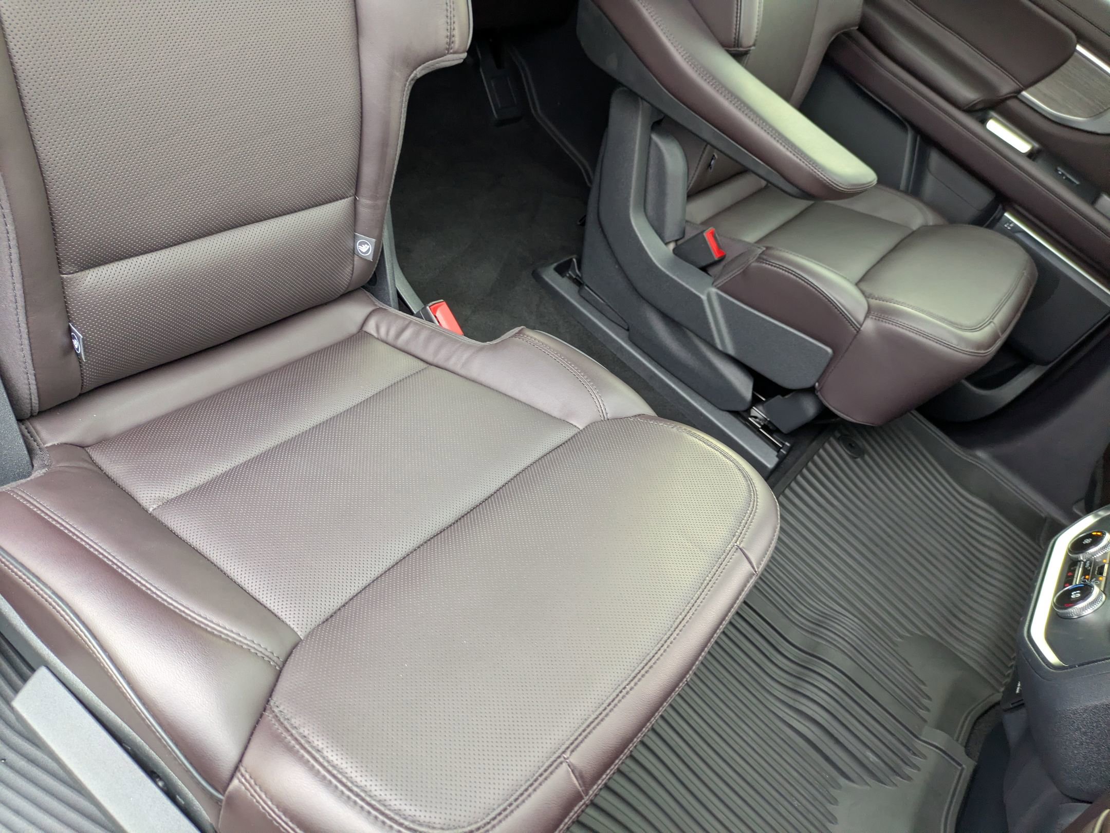 Certified 2025 Ford Expedition Platinum w/ Platinum Ultimate Package AWD/4WD image 35