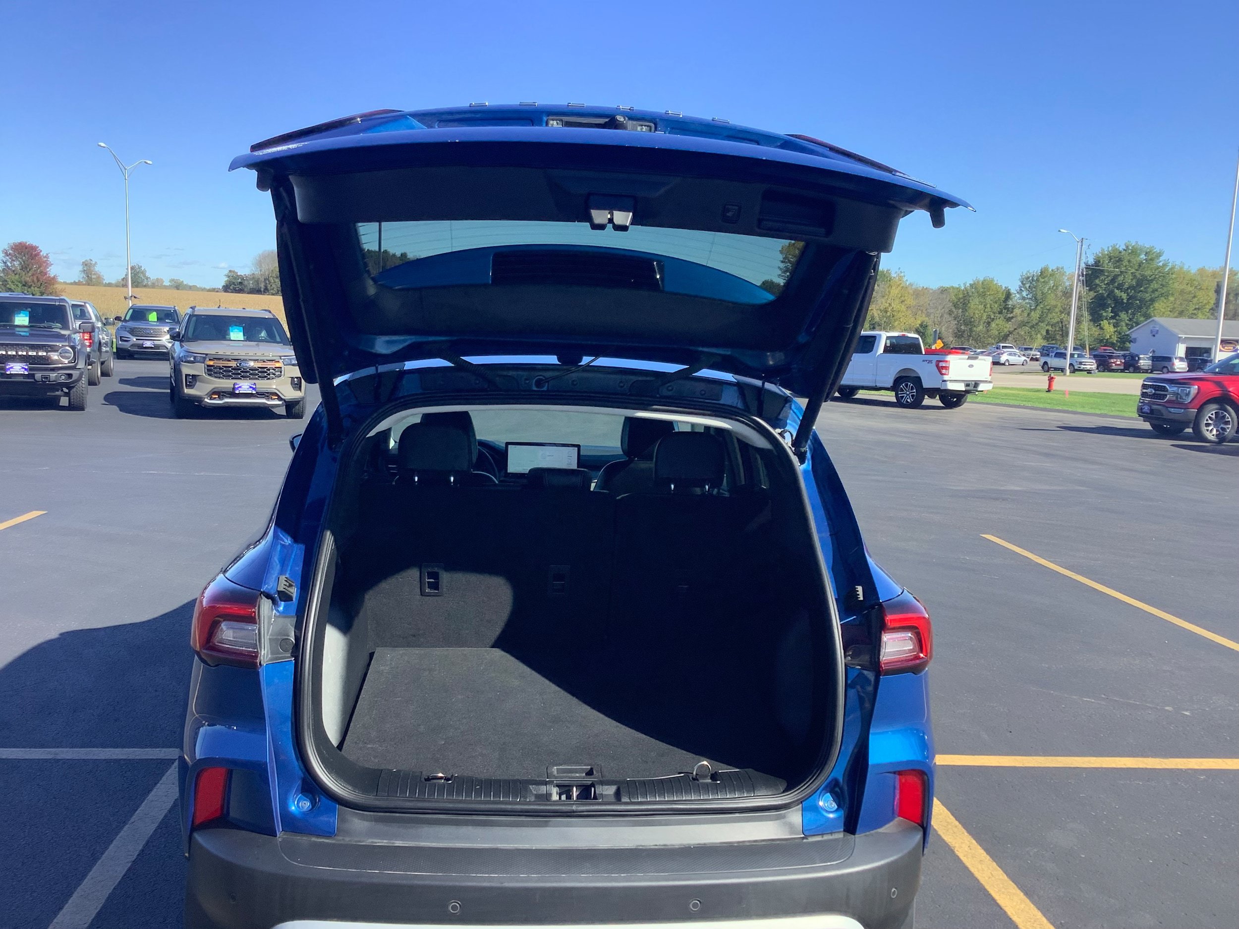 Certified 2023 Ford Escape SE FWD image 6