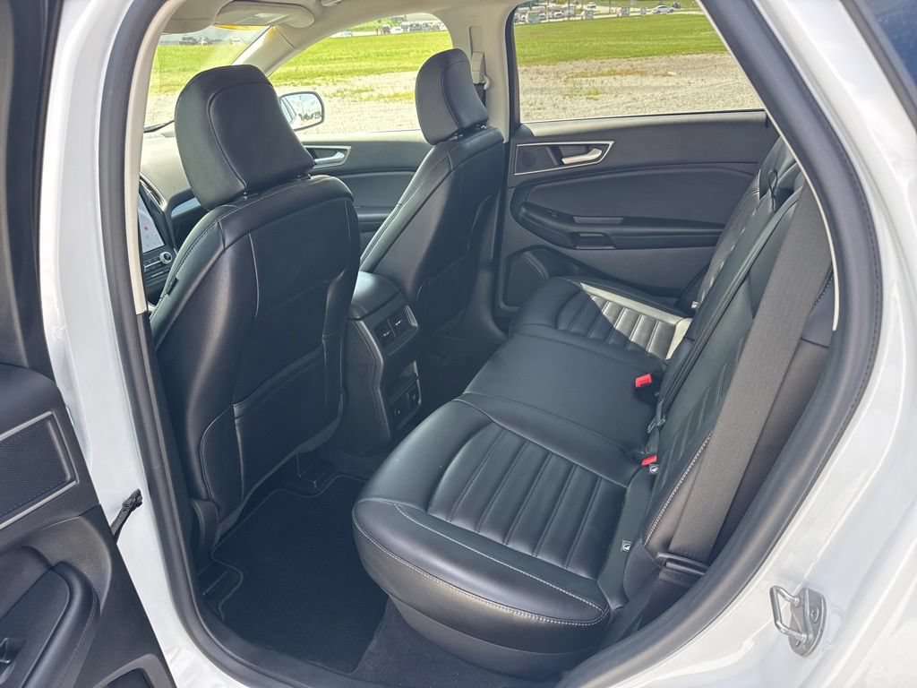 Certified 2023 Ford Edge SEL w/ Convenience Package AWD/4WD image 16