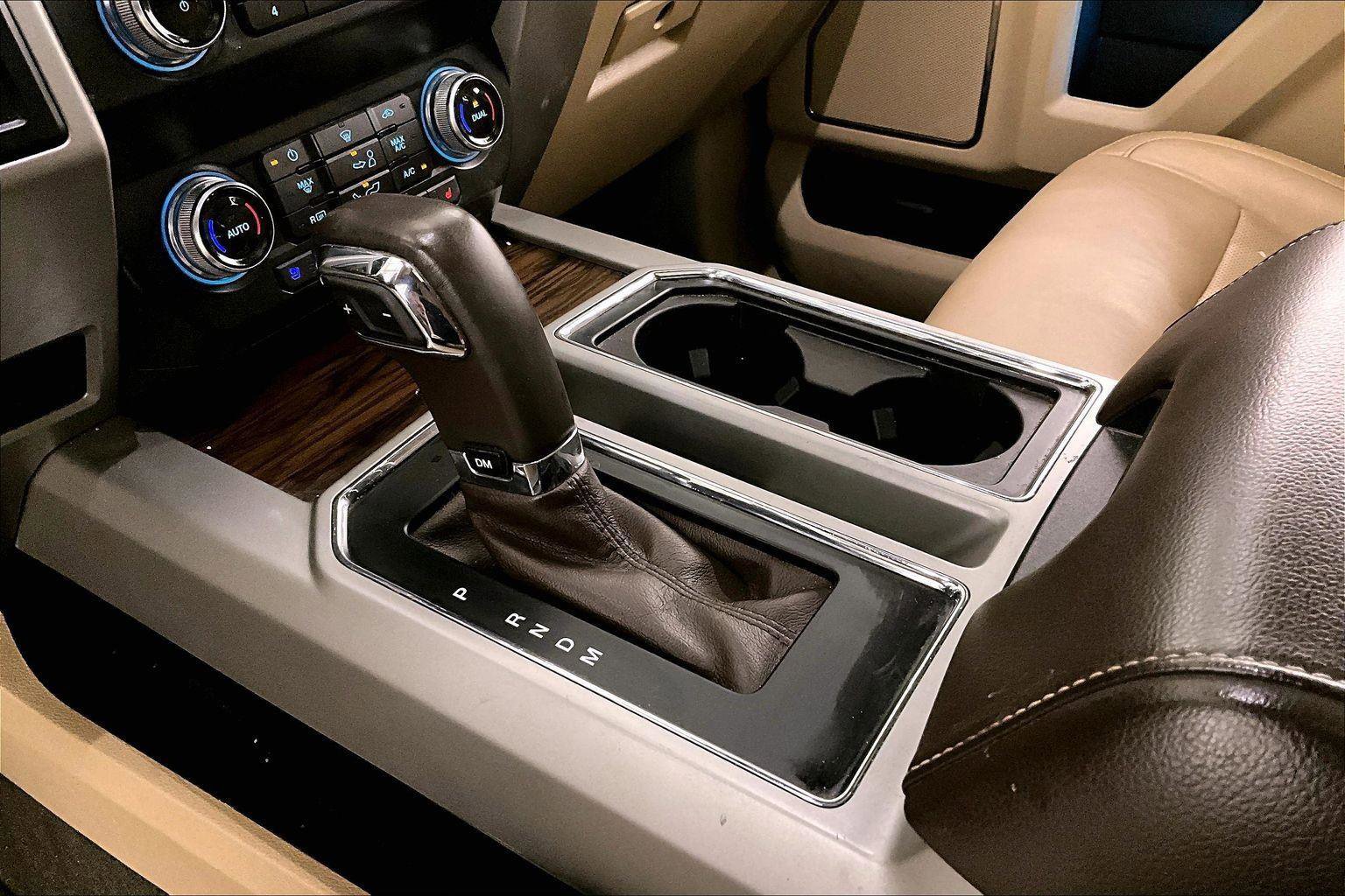 Certified 2019 Ford F150 Lariat w/ Equipment Group 502A Luxury image 16