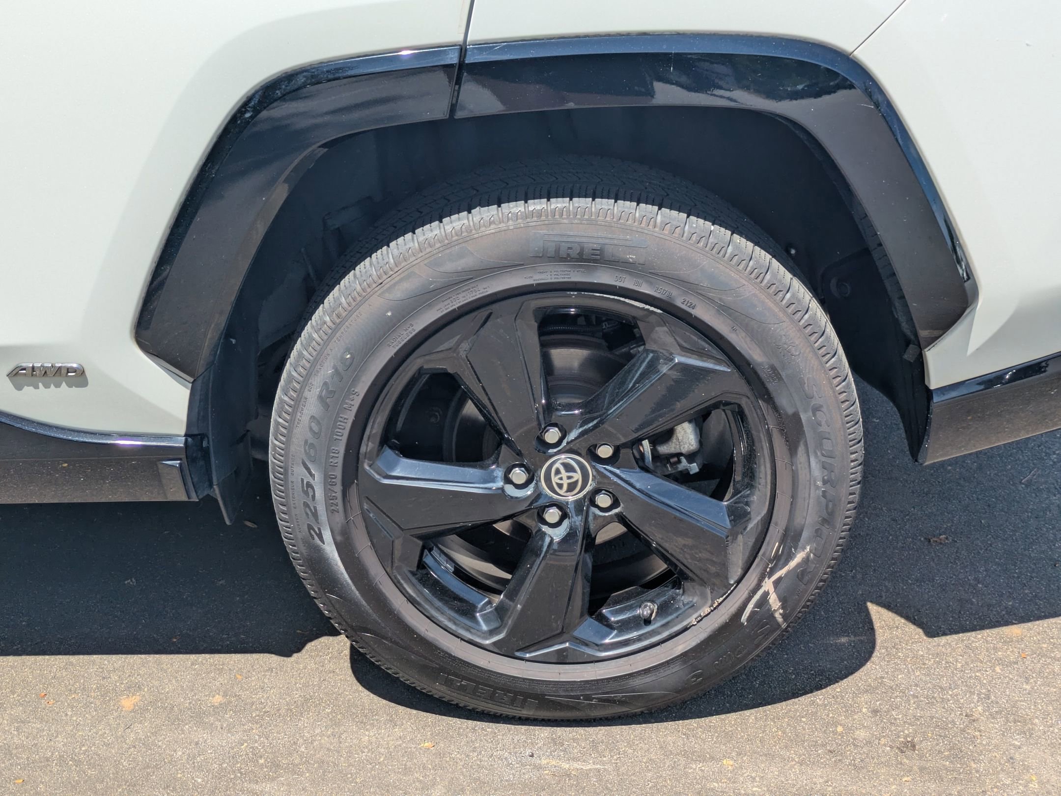 Used 2020 Toyota RAV4 XSE w/ XSE Grade Weather Package image 8