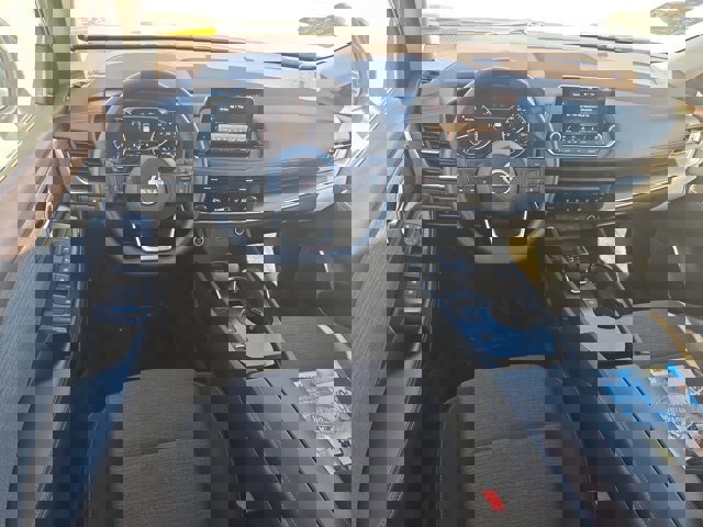 Used 2023 Nissan Rogue SV image 13