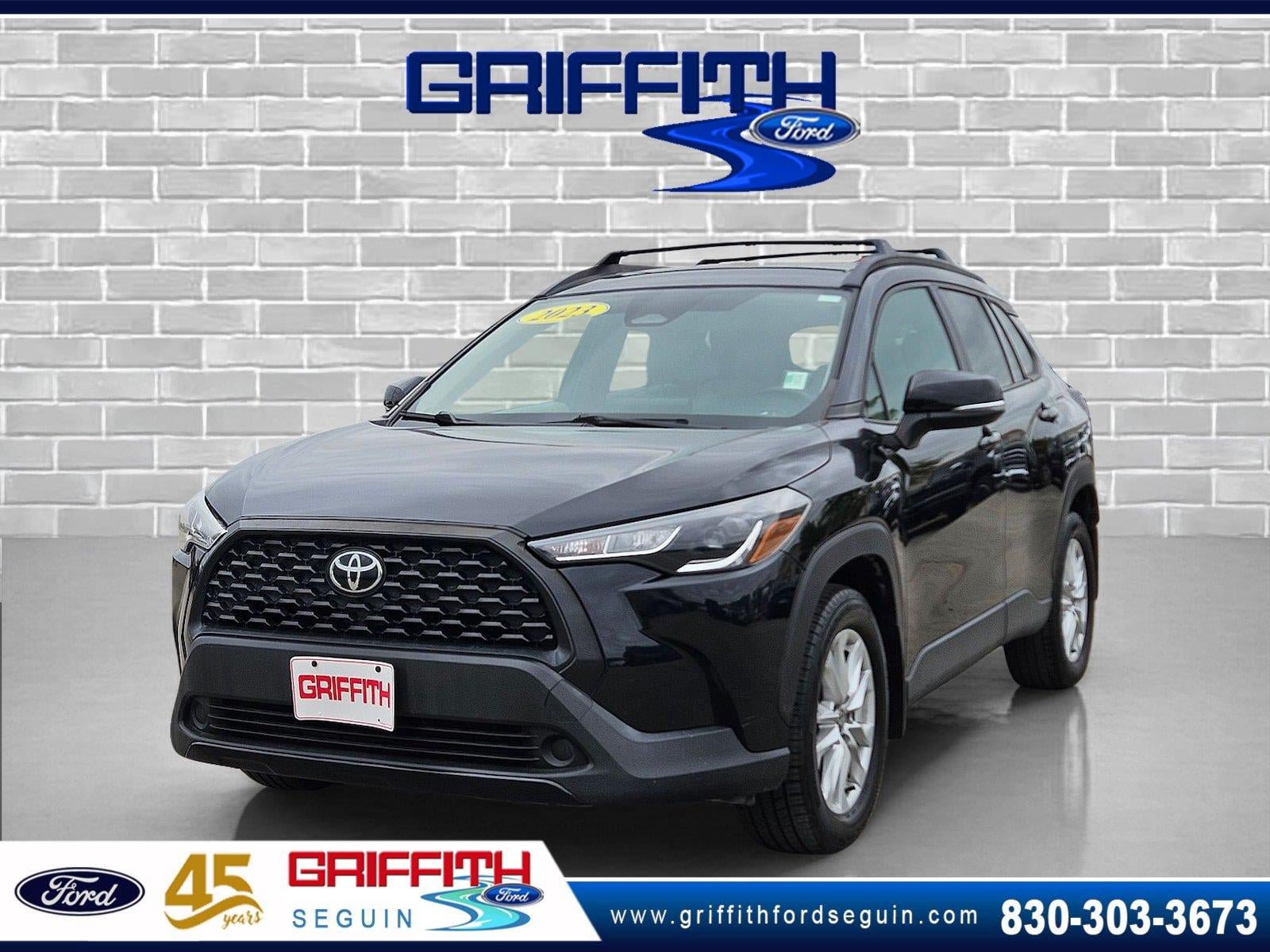 Used 2023 Toyota Corolla Cross LE AWD/4WD image 1
