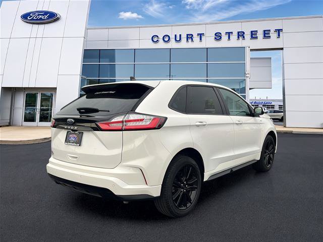 Certified 2024 Ford Edge ST-Line AWD/4WD image 5