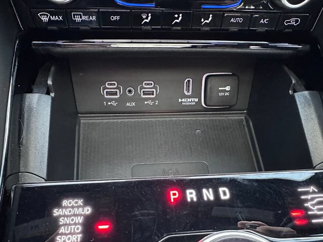 Used 2025 Jeep Grand Cherokee L Summit AWD/4WD image 18
