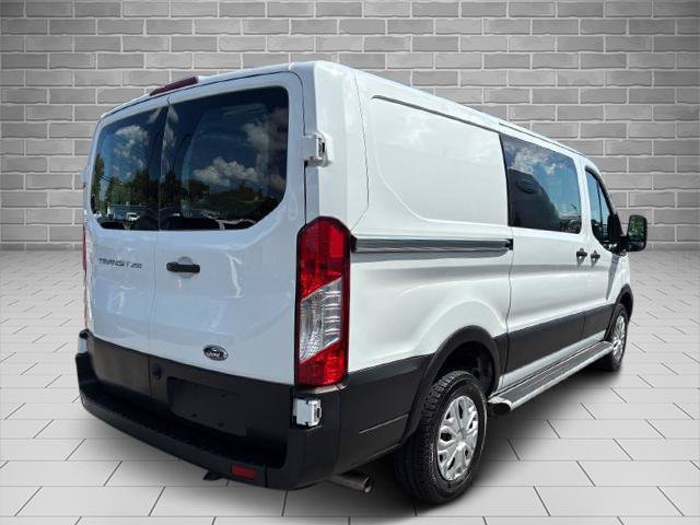 Certified 2025 Ford Transit 250 Low Roof w/ Exterior Upgrade Package RWD image 5