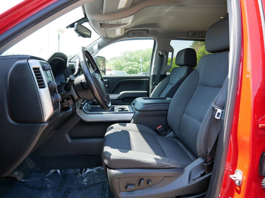 Used 2018 Chevrolet Silverado 1500 LT w/ All Star Edition AWD/4WD image 14