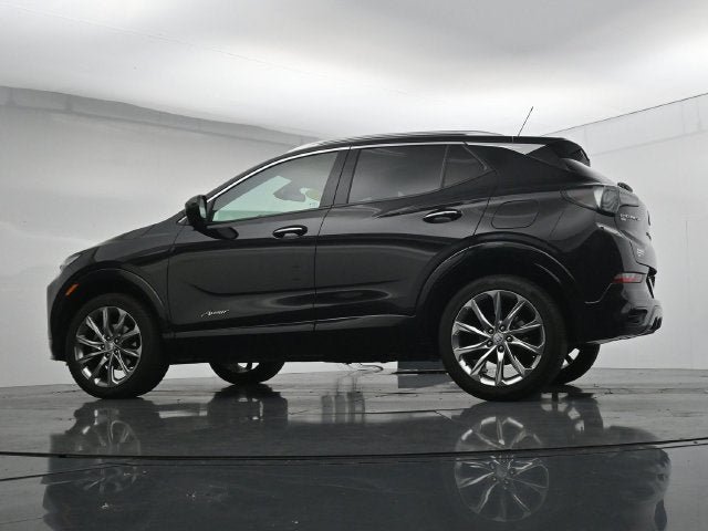 Used 2025 Buick Encore GX Avenir AWD/4WD image 33