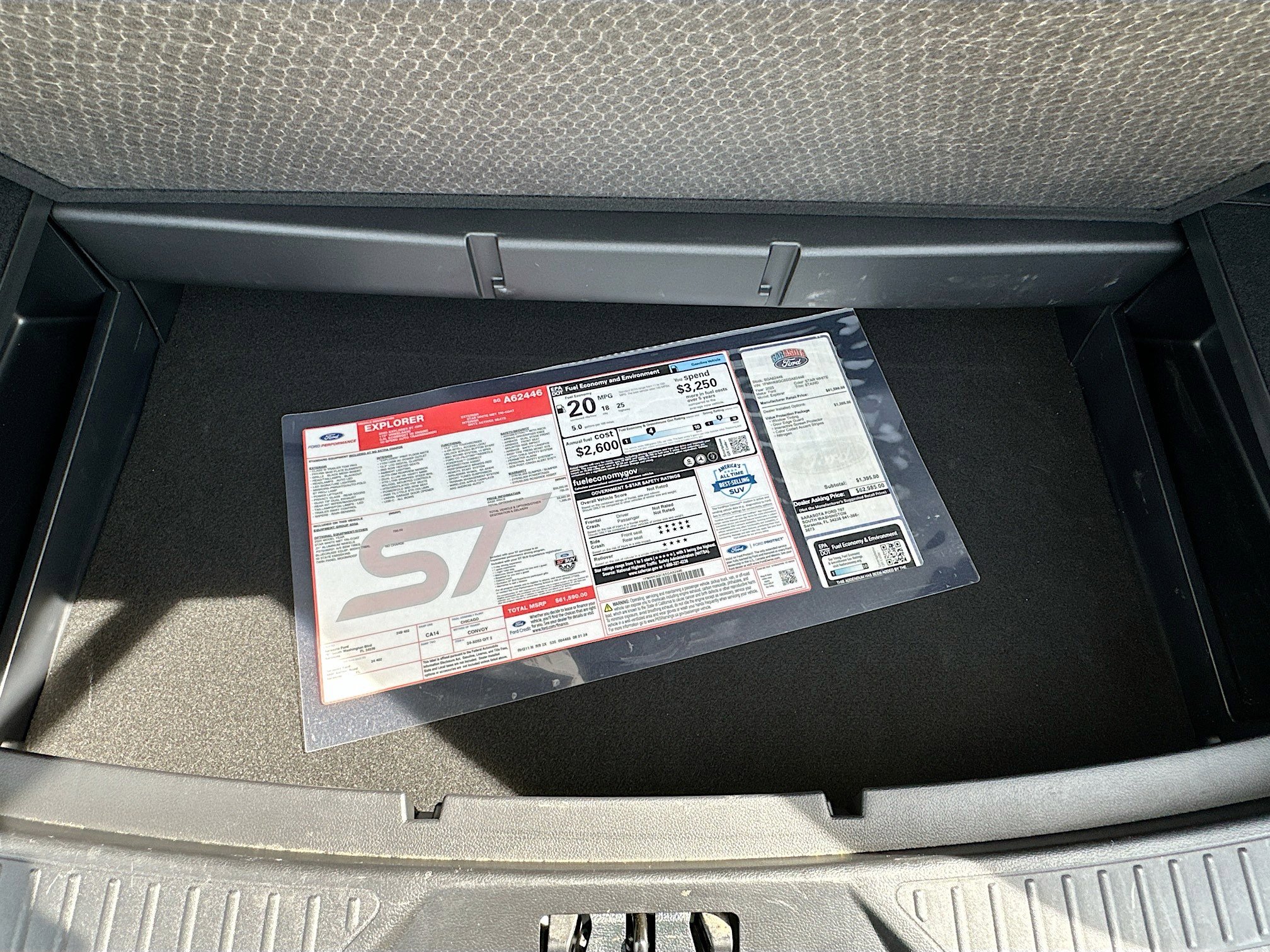 Certified 2025 Ford Explorer ST AWD/4WD image 27
