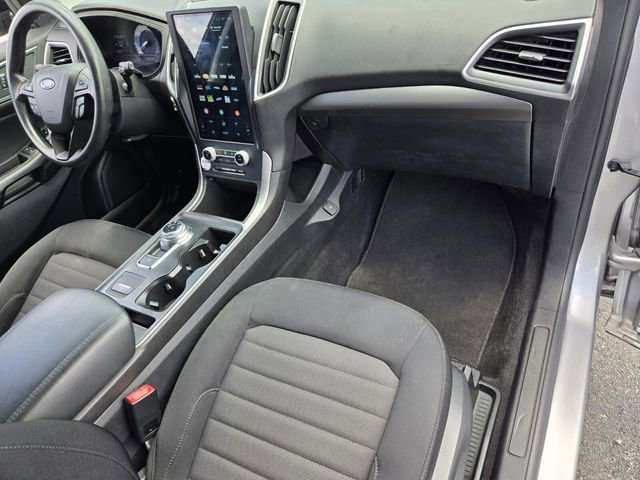 Certified 2022 Ford Edge SE w/ Black Appearance Package AWD/4WD image 18