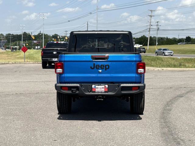 Used 2024 Jeep Gladiator Sport AWD/4WD image 6