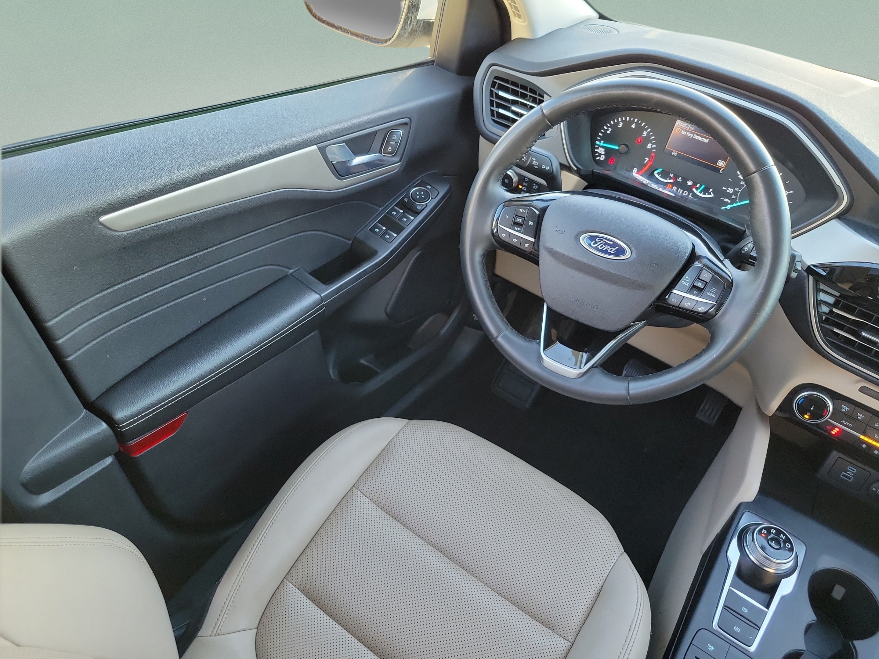 Certified 2022 Ford Escape SEL FWD image 13