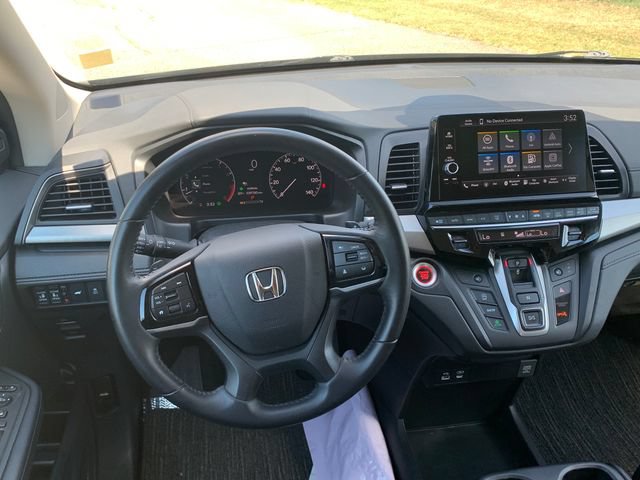 Used 2025 Honda Odyssey EX-L image 16