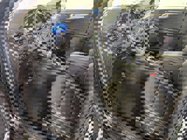 Certified 2022 Ford Escape Titanium w/ Class II Trailer Tow Package image 16