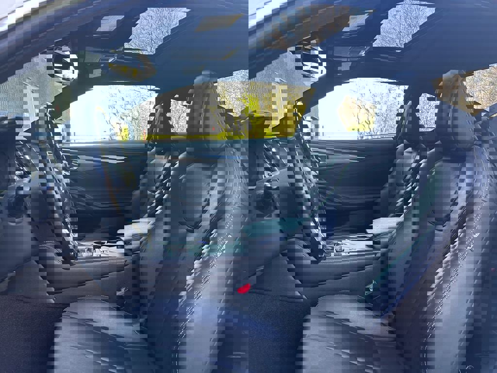 Used 2017 INFINITI Q60 w/ Cargo Package AWD/4WD image 11