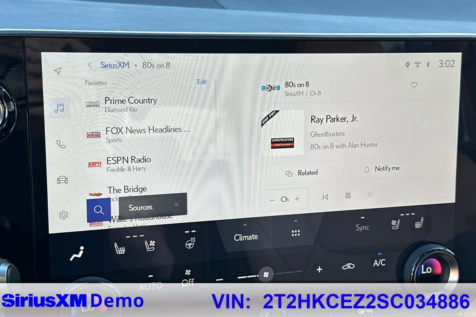 Used 2025 Lexus NX 300h AWD w/ Luxury Package image 29