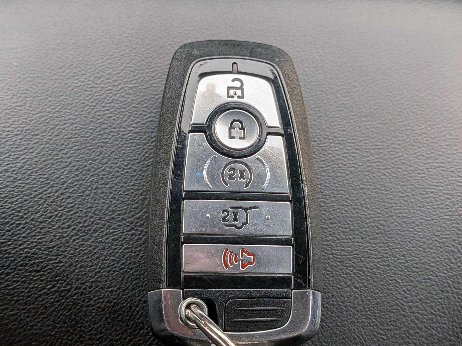 Certified 2023 Ford Explorer XLT w/ Equipment Group 202A image 32