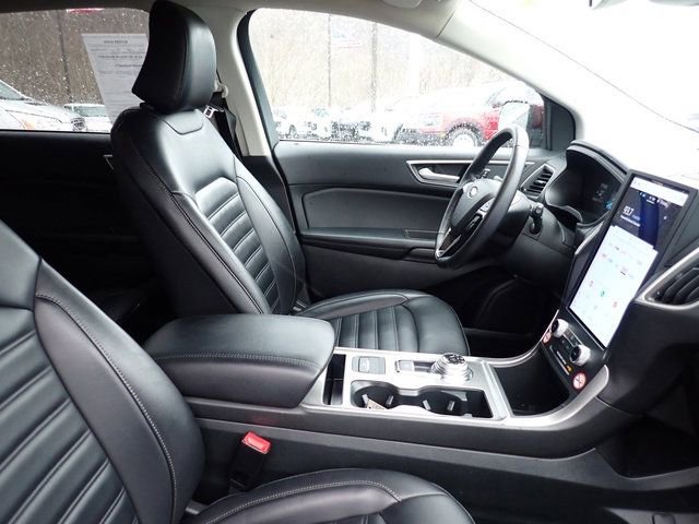 Certified 2024 Ford Edge SEL AWD/4WD image 9