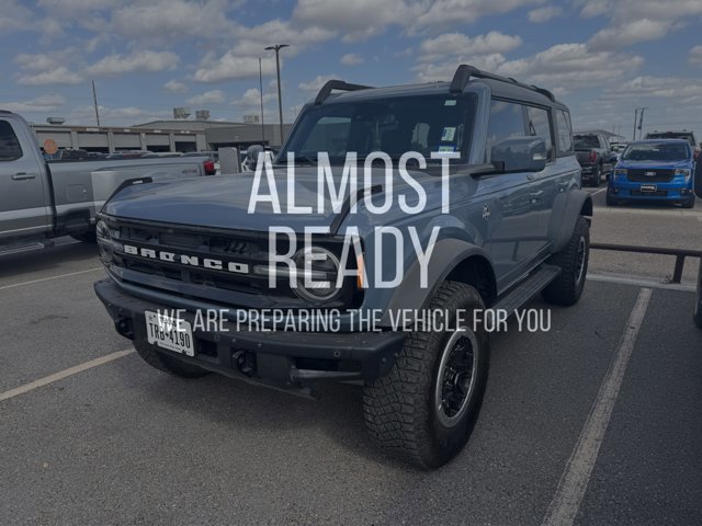 Certified 2023 Ford Bronco Outer Banks w/ Sasquatch Package image 1