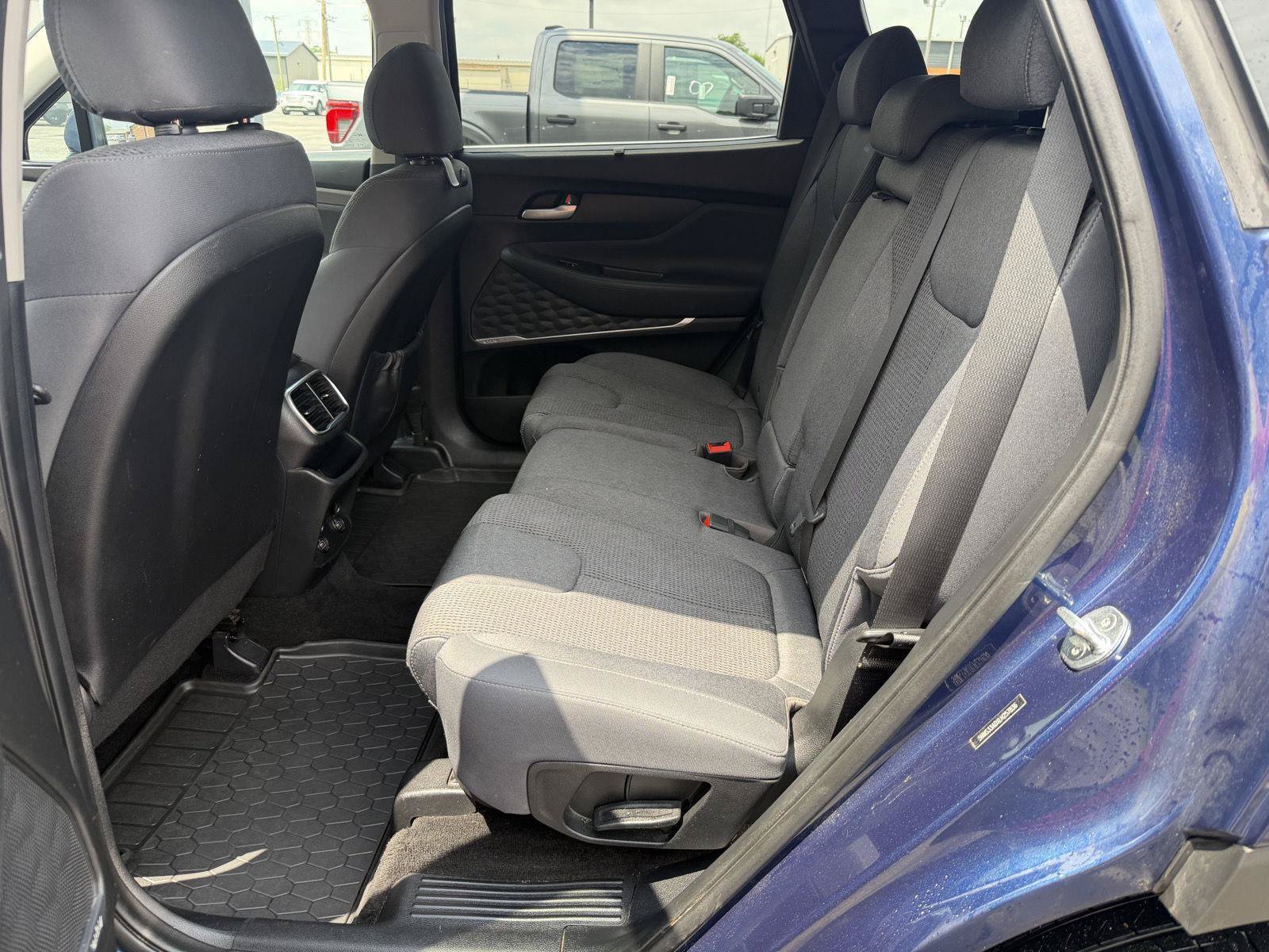 Used 2020 Hyundai Santa Fe SEL w/ Convenience Package FWD image 24