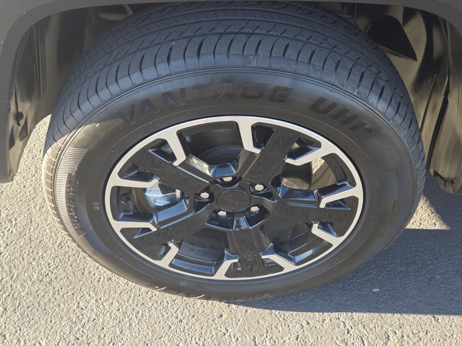 Used 2023 Jeep Renegade Latitude image 9