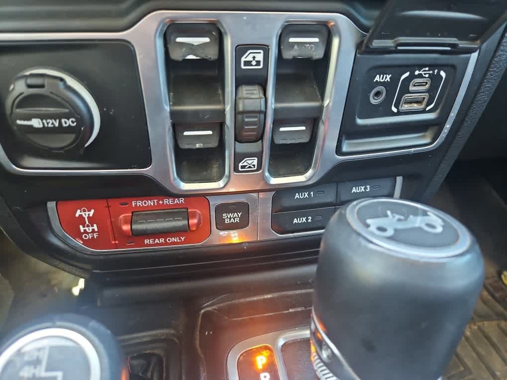 Used 2018 Jeep Wrangler Unlimited Rubicon image 18