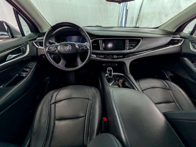 Used 2021 Buick Enclave Avenir w/ Avenir Technology Package AWD/4WD image 10