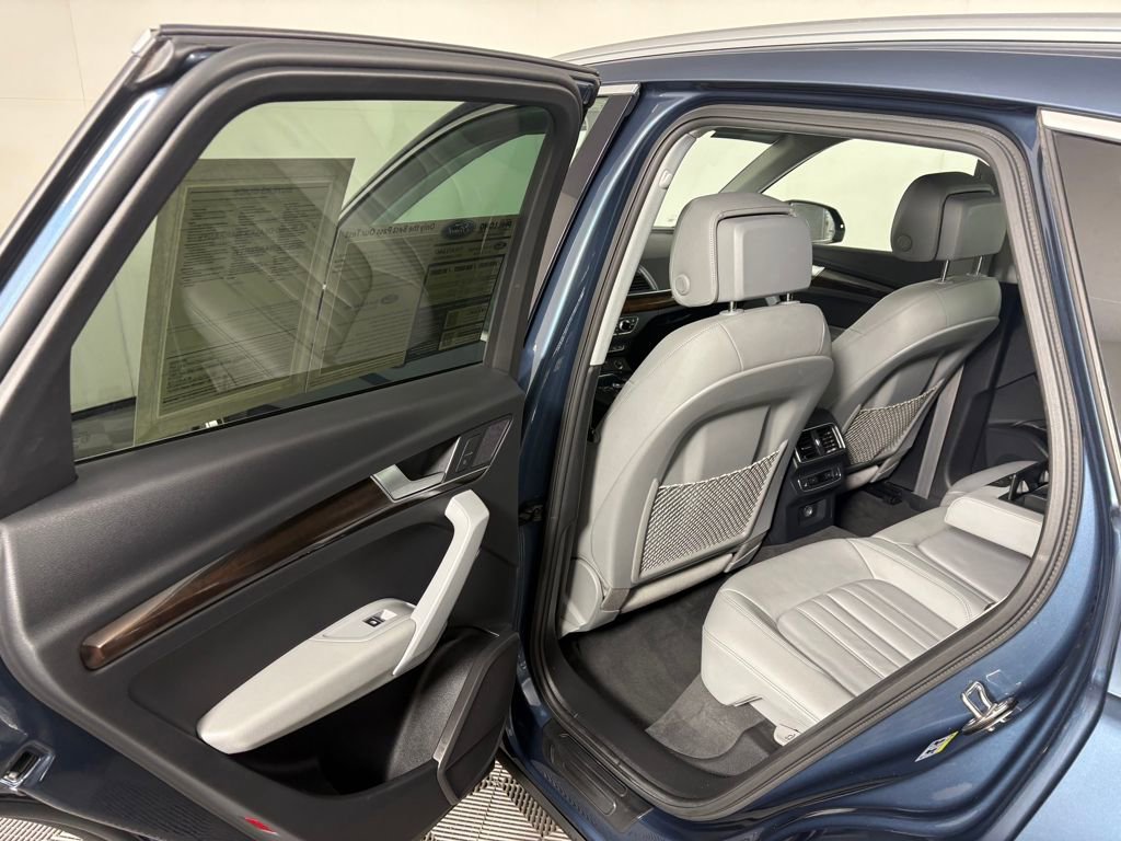 Used 2018 Audi Q5 2.0T Premium Plus w/ Premium Plus Package image 28