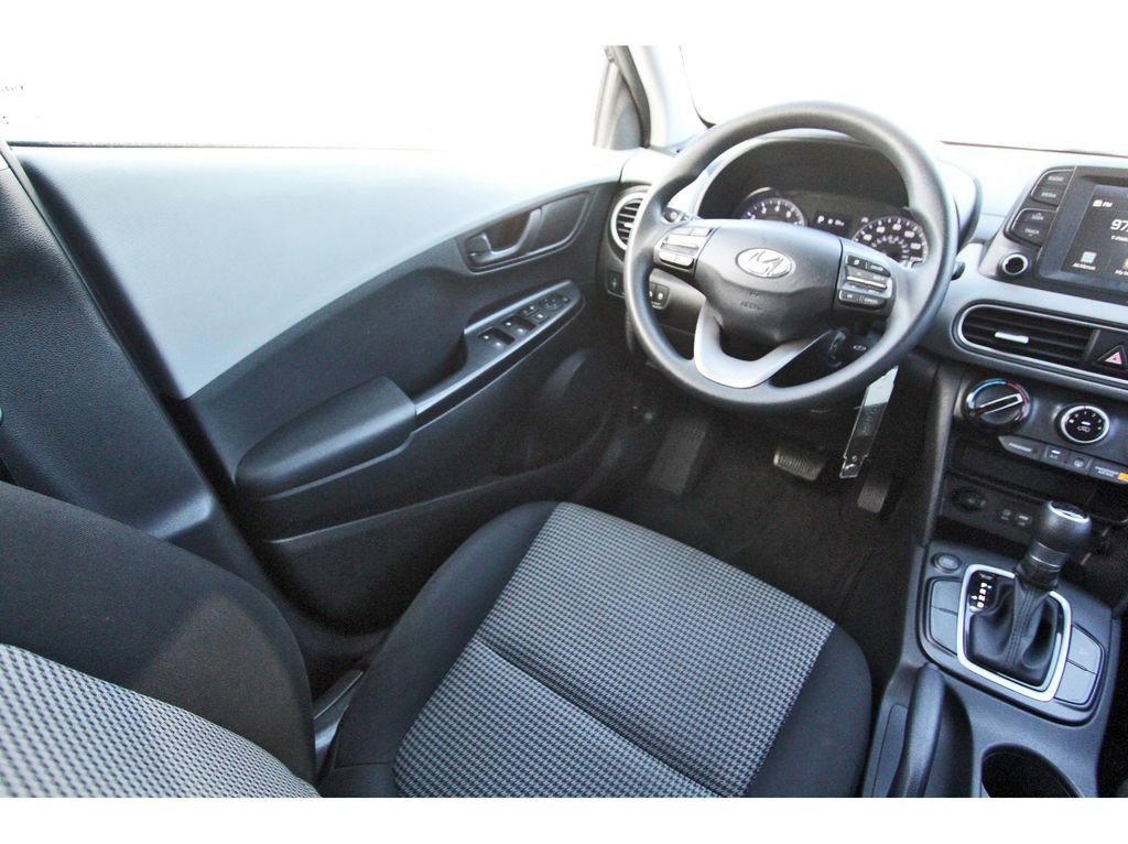 Used 2020 Hyundai Kona SE image 12