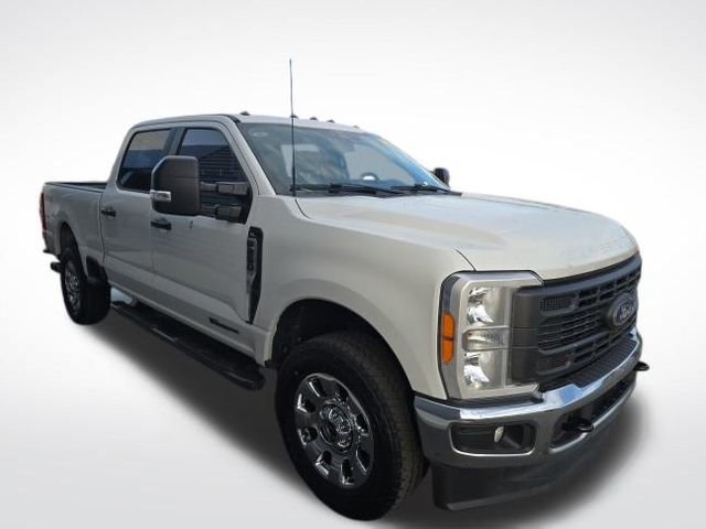 Certified 2023 Ford F250 XL w/ XL Chrome Package image 4