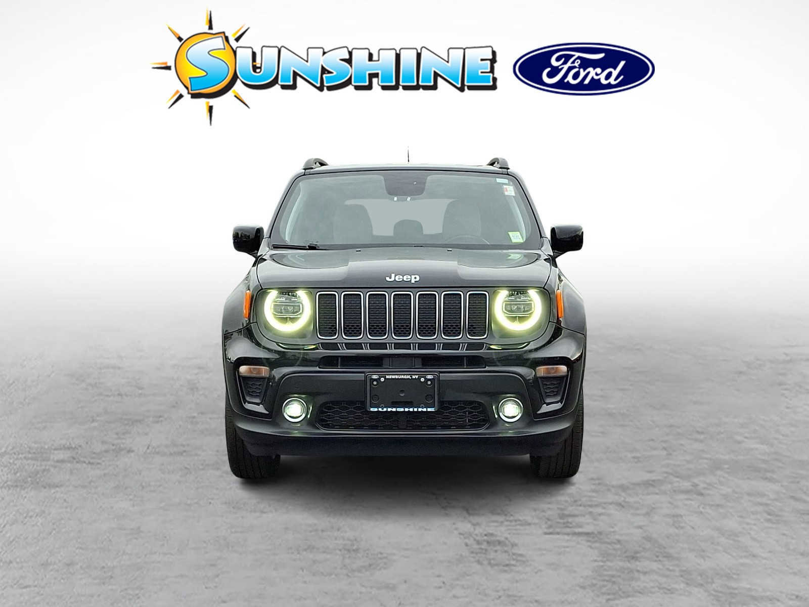 Used 2019 Jeep Renegade Latitude w/ UConnect 8.4 Nav Group image 7