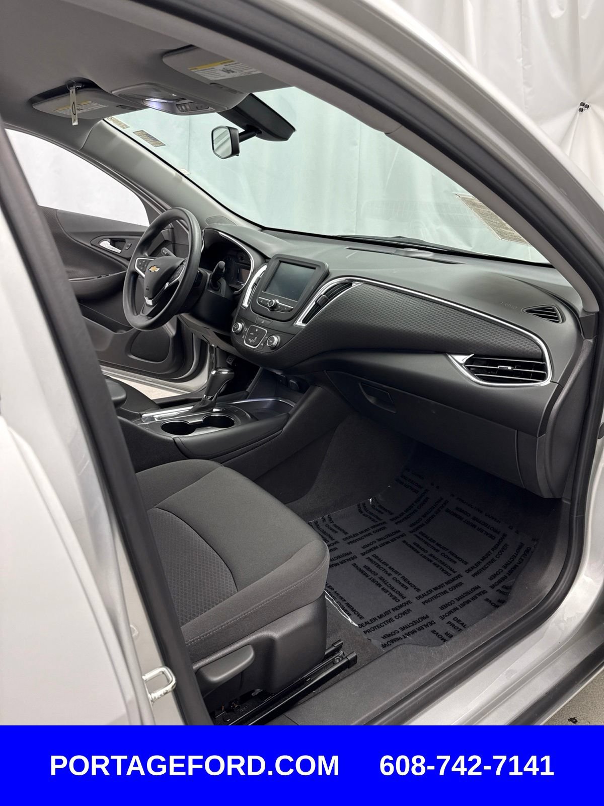 Used 2018 Chevrolet Malibu LT FWD image 24