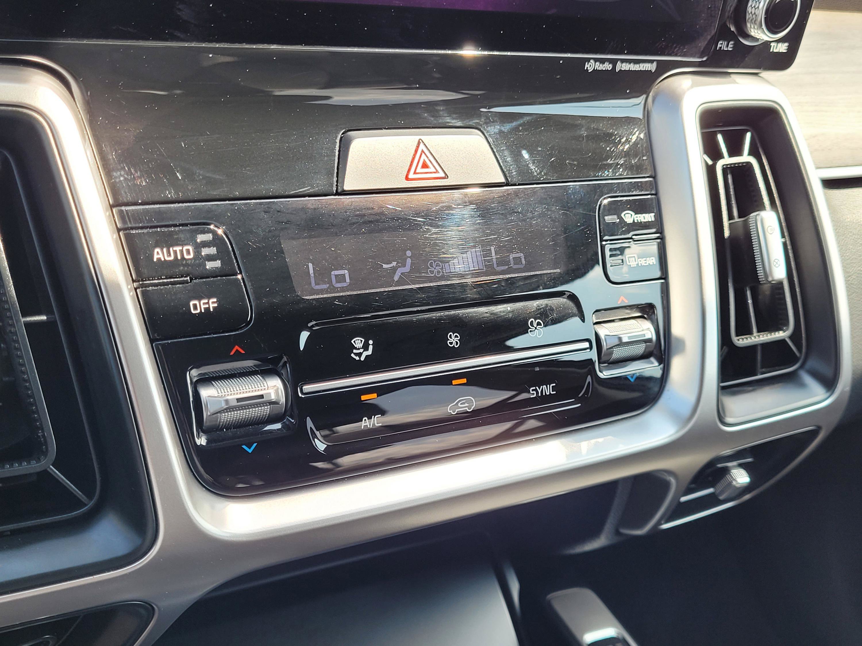Used 2022 Kia Sorento S AWD/4WD image 24