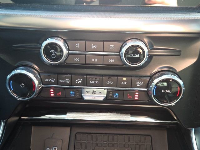 Certified 2023 Ford F150 Raptor w/ Raptor 37 Performance Package image 36